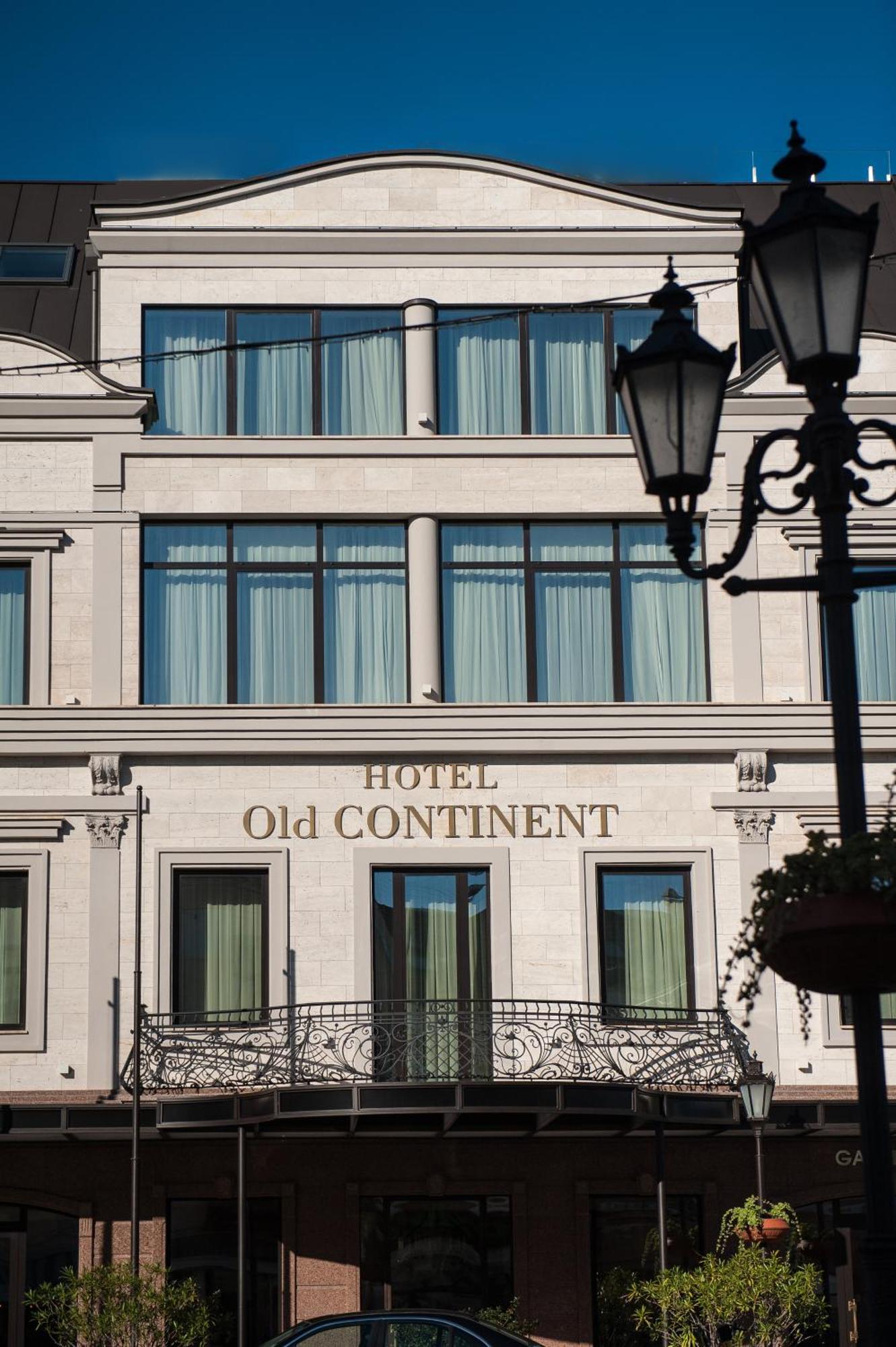Old Continent Hotel Uzjhorod Eksteriør billede